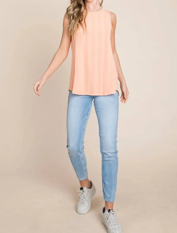 Chic Knit Tank In Coral