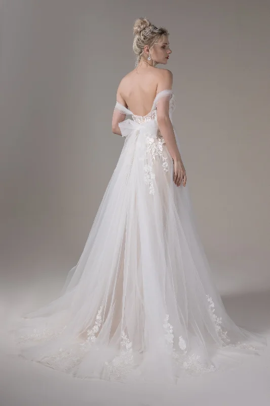 A-Line Court Train Lace Tulle Wedding Dress CW2651