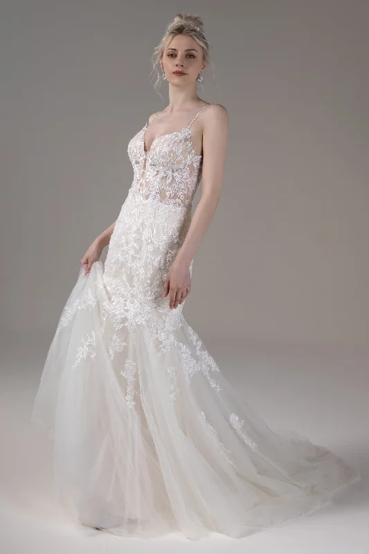 Trumpet-Mermaid Court Train Lace Tulle Wedding Dress CW2797