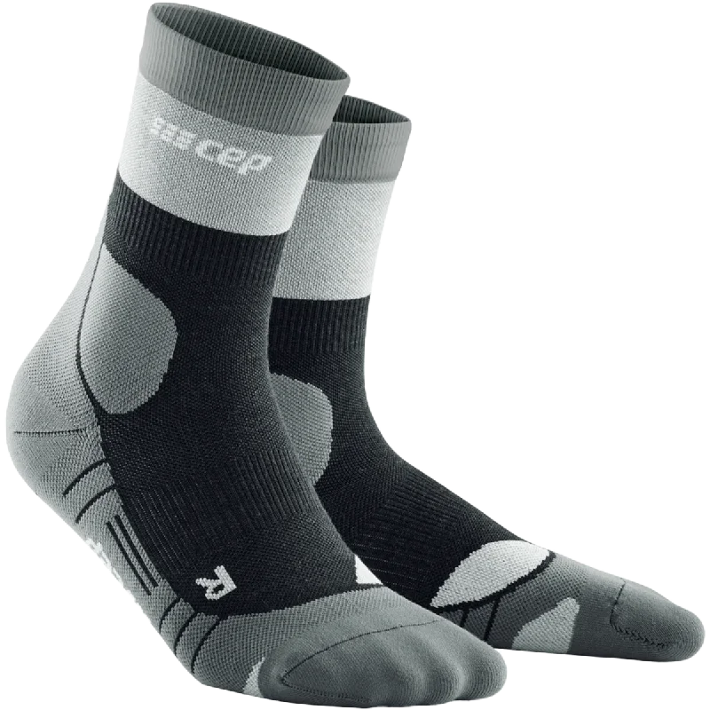 Athletic men's socks with arch supportHiking Light Compression Mid Cut