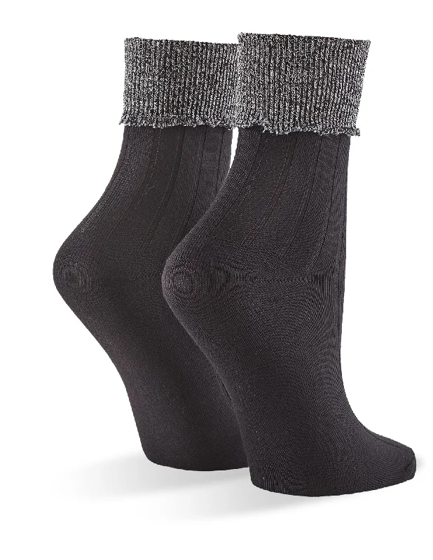 Hiking men's socks for outdoor adventuresHue Scalloped Turncuff 3 Pack Socks