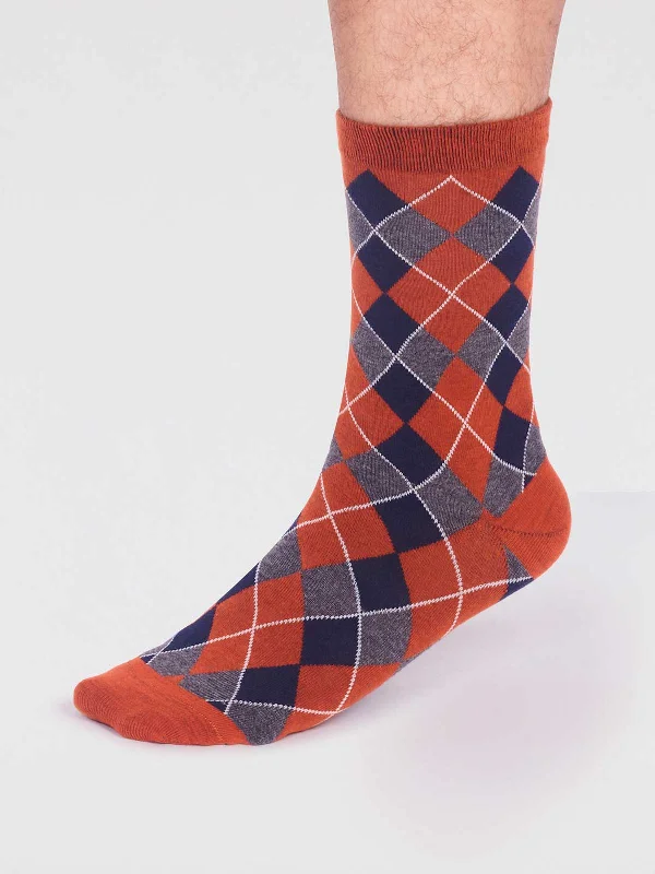 Stretchable men's socks for a flexible fitIvan Organic Cotton Check Socks - Jaffa Orange Stretchable men's socks for a flexible fitIvan Organic Cotton Check Socks - Jaffa Orange