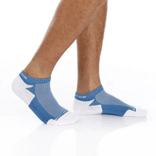 Moisture - wicking men's socks for drynessMen Plain Mid Calf Socket Socks - Blue