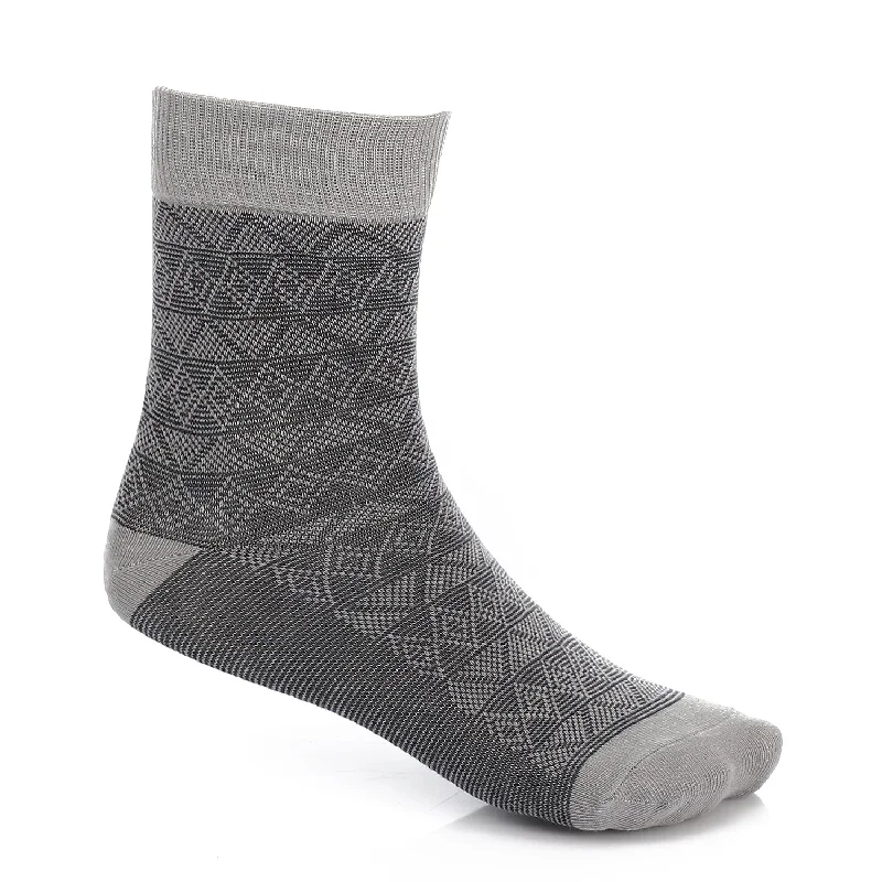 Sheer men's socks for a delicate appearanceMen's Classic Jacquard Socks -Dark & Lite Gray Sheer men's socks for a delicate appearanceMen's Classic Jacquard Socks -Dark & Lite Gray