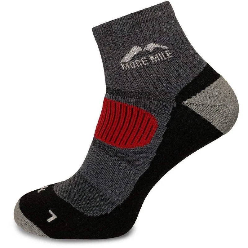 Knee - high men's socks for a vintage styleMore Mile Cheviot Trail Running Socks - Grey