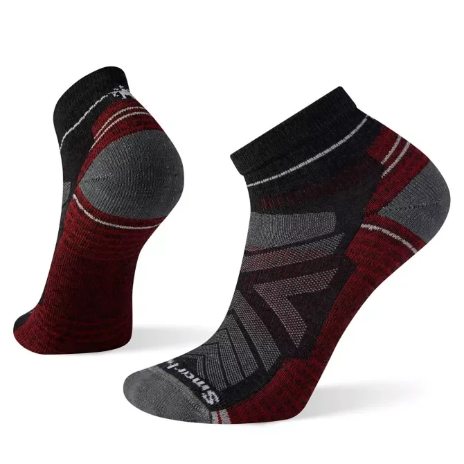 Organic men's socks for an eco - friendly choiceSmartwool Hike Light Cushion Ankle - Men's