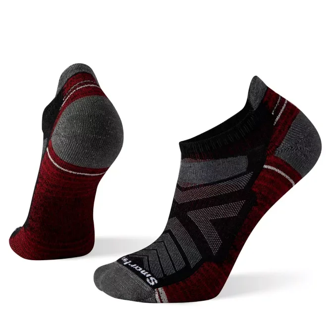 Running men's socks for sports performanceSmartwool Hike Light Cushion Low Ankle - Men's