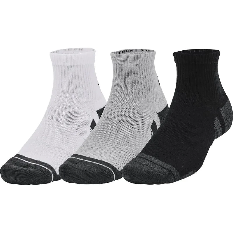Moisture - wicking men's socks for drynessUnder Armour Performance Tech (3 Pack) Quarter Socks - Grey Moisture - wicking men's socks for drynessUnder Armour Performance Tech (3 Pack) Quarter Socks - Grey