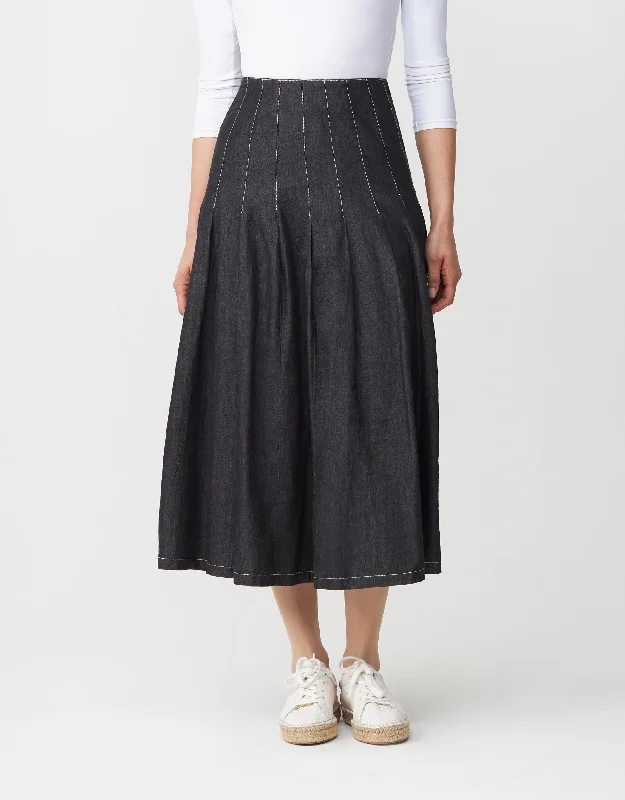 Short - style men's robes for a modern look33" Tuck Pleat Skirt with Exposed Zipper and White Stitching Denim Black Short - style men's robes for a modern look33" Tuck Pleat Skirt with Exposed Zipper and White Stitching Denim Black