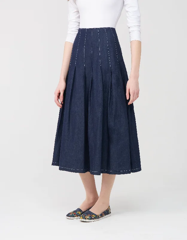 Waffle - weave men's robes for a textured feel33" Tuck Pleat Skirt with Exposed Zipper and White Stitching Denim Blue Waffle - weave men's robes for a textured feel33" Tuck Pleat Skirt with Exposed Zipper and White Stitching Denim Blue