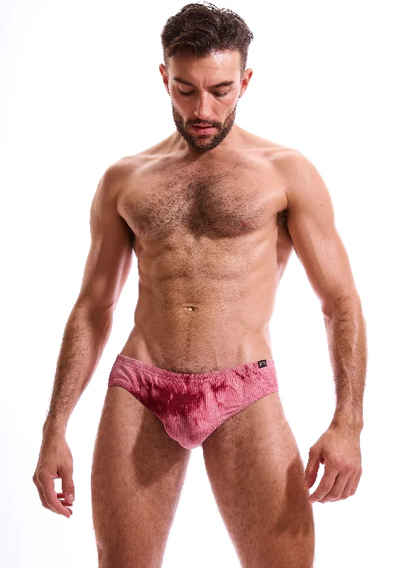 Silky men's briefs for a luxurious feelBC82 Groovy Rib Brief