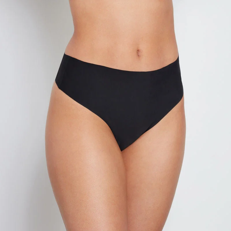 Seamless men's briefs for a smooth look under clothesNo Show Thong