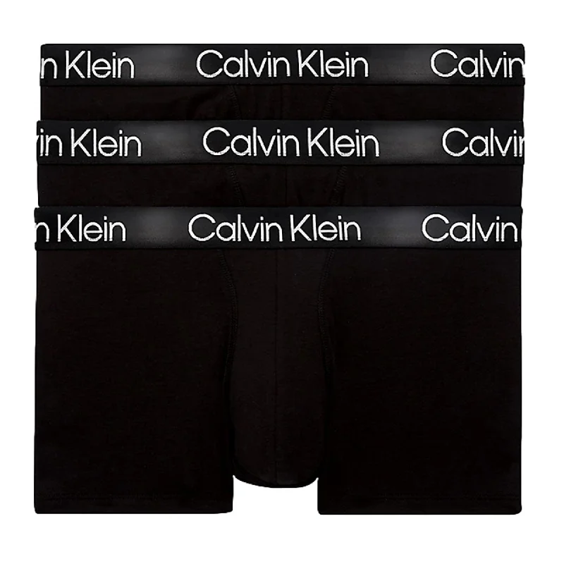 Printed men's trunks with eye - catching motifsCalvin Klein Modern Structure 3 Pack Trunk - Black Printed men's trunks with eye - catching motifsCalvin Klein Modern Structure 3 Pack Trunk - Black