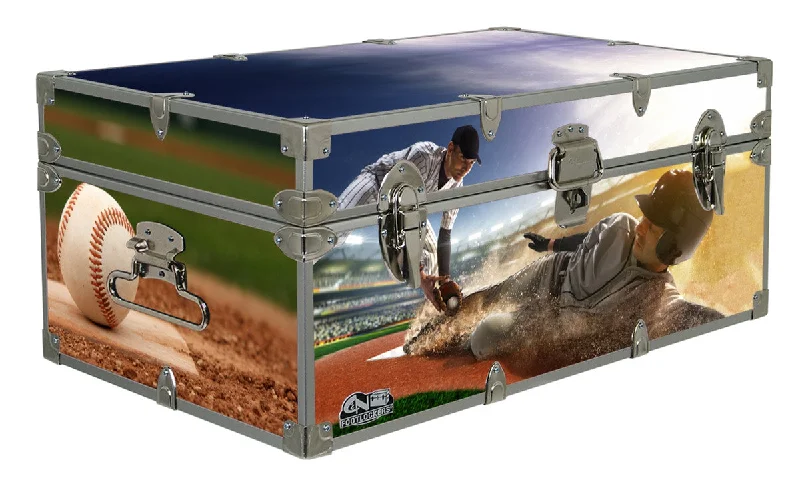 Breathable men's trunks for all - day wearDesigner Trunk - In Action Baseball - 32x18x13.5" Breathable men's trunks for all - day wearDesigner Trunk - In Action Baseball - 32x18x13.5"