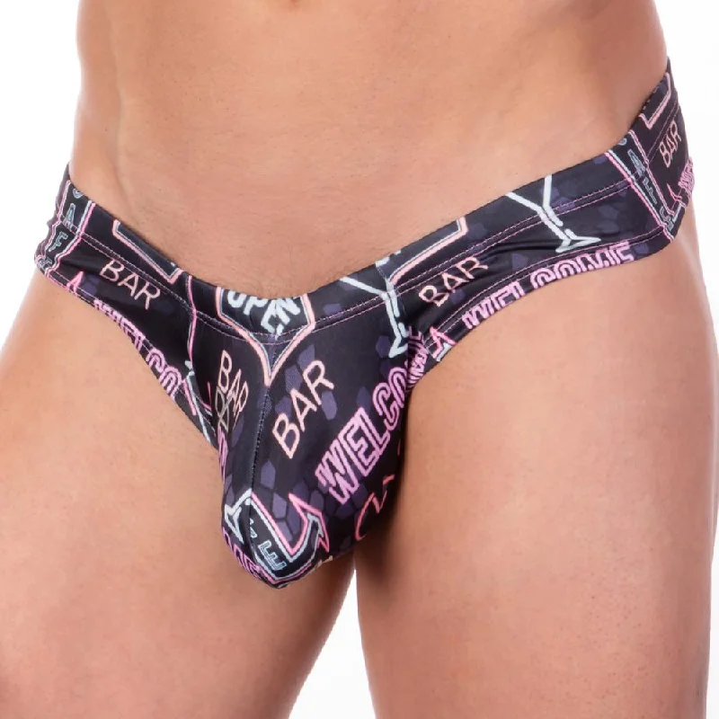 Metallic men's sexy underwear for a futuristic lookDaniel Alexander DAK044 Las Vegas Thong Metallic men's sexy underwear for a futuristic lookDaniel Alexander DAK044 Las Vegas Thong