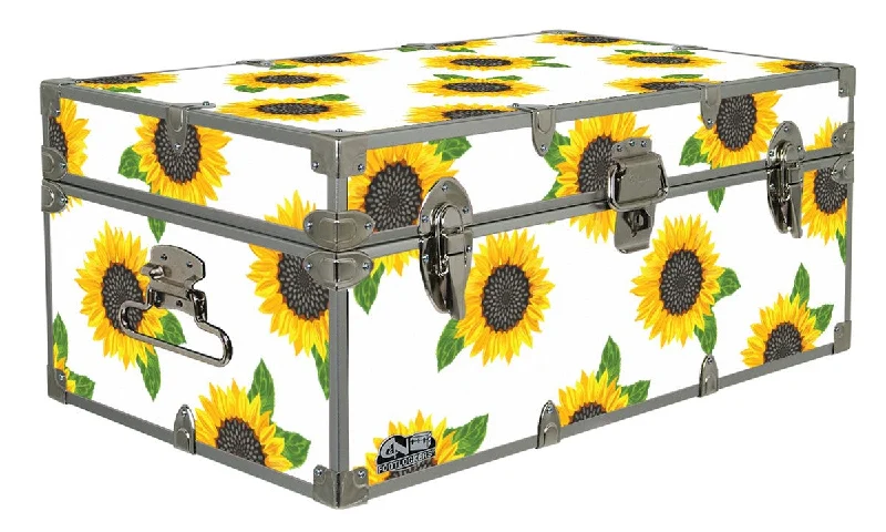 Mesh - back men's trunks for ventilationDesigner Trunk - Sunflower Sunshine - 32x18x13.5" Mesh - back men's trunks for ventilationDesigner Trunk - Sunflower Sunshine - 32x18x13.5"