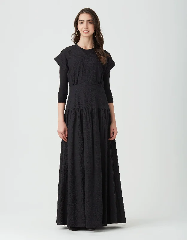 Luxury men's silk robes for a spa - like experienceDrop Waist Sleeveless Textured Maxi Dress Shabbos Robe Black Luxury men's silk robes for a spa - like experienceDrop Waist Sleeveless Textured Maxi Dress Shabbos Robe Black