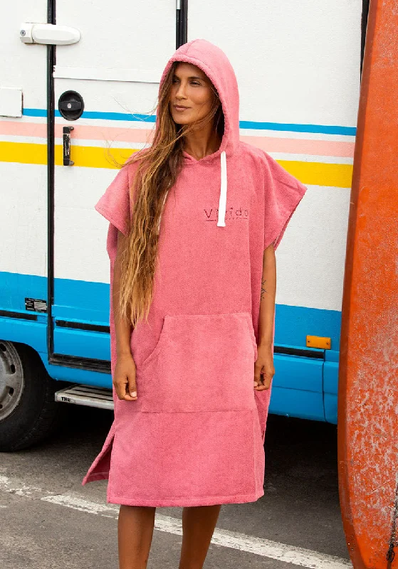 Hooded men's robes for extra warmth and comfortEssential Poncho Towel Changing Robe - Blossom Pink Hooded men's robes for extra warmth and comfortEssential Poncho Towel Changing Robe - Blossom Pink