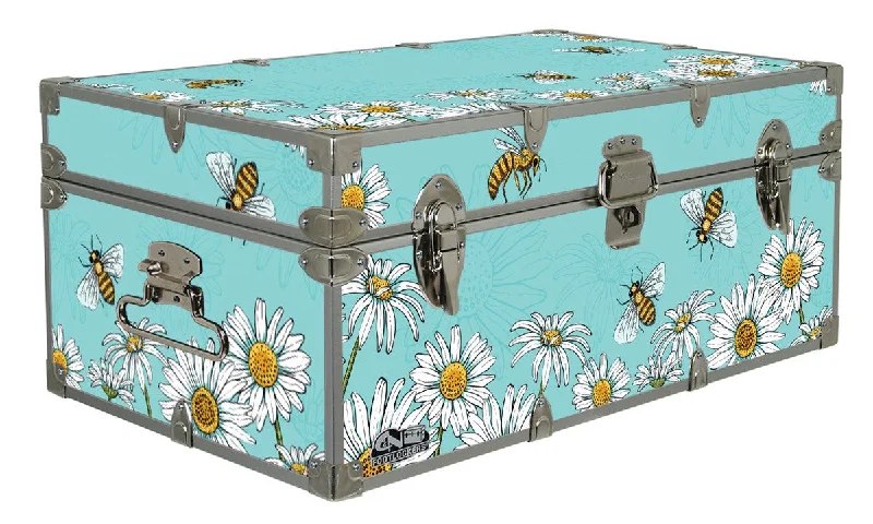 Mid - rise men's trunks for a balanced coverageDesigner Trunk - Buzzin Around - 32x18x13.5" Mid - rise men's trunks for a balanced coverageDesigner Trunk - Buzzin Around - 32x18x13.5"