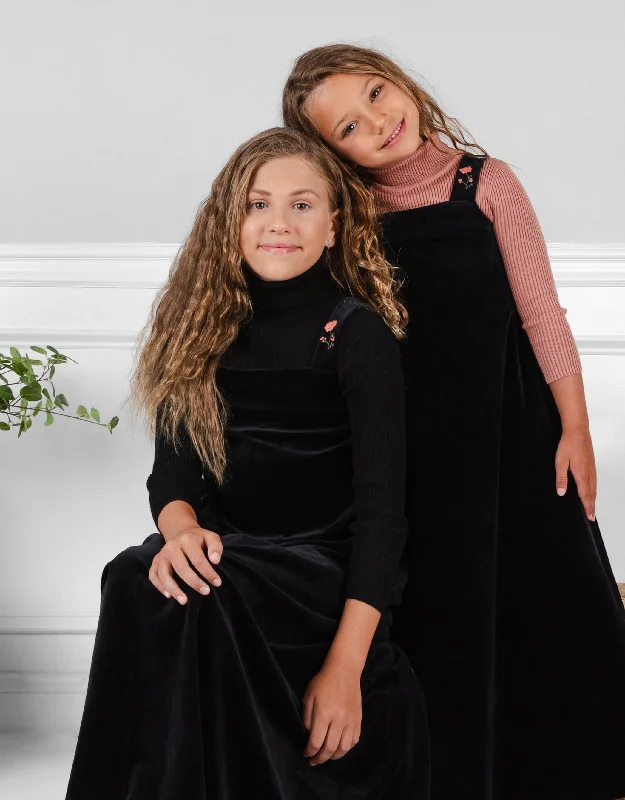 Men's robes with a satin trim for added sophisticationGirls Velour Maxi Jumper Shabbos Robe with Floral Embroidery Pink