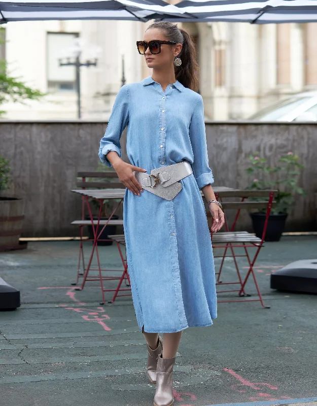 Plush men's robes with a Sherpa liningLinen Button Down Dress with Tabbed Sleeves Denim Wash