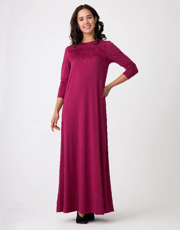 Short - style men's robes for a modern lookLinked Circles Lace Trimmed Nightgown New Wine Short - style men's robes for a modern lookLinked Circles Lace Trimmed Nightgown New Wine