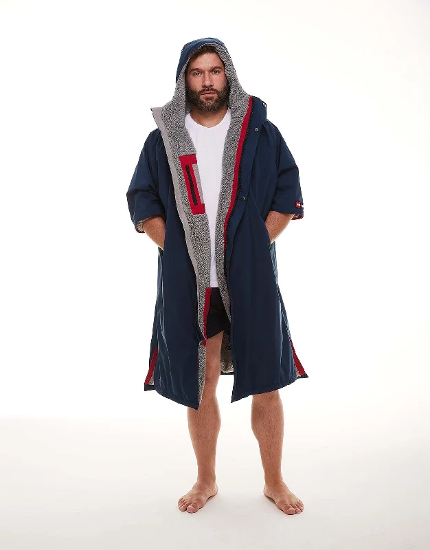 Men's robes with multiple pockets for convenienceMen's Short Sleeve Pro Change Robe EVO - Navy