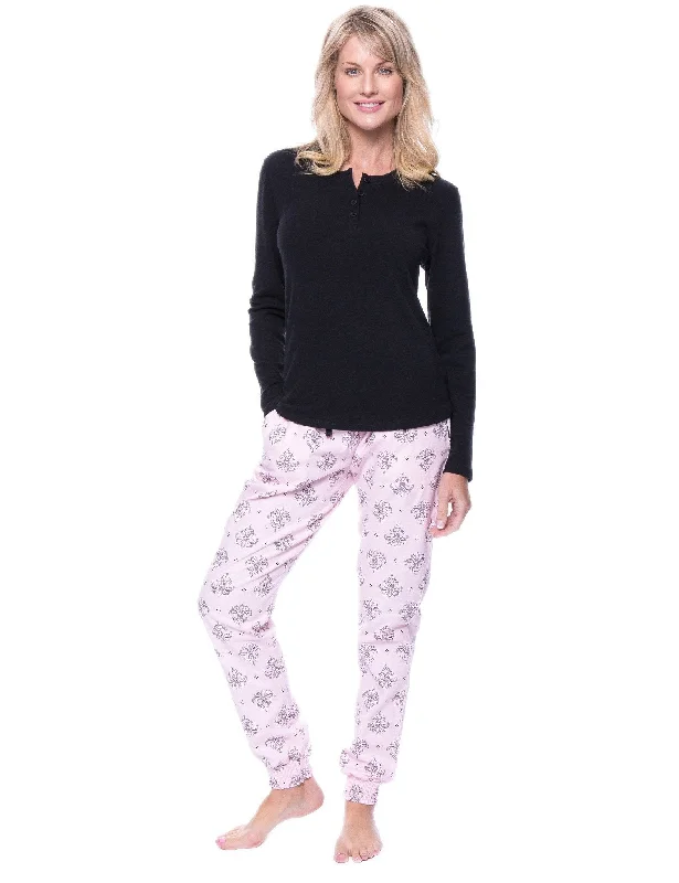 Jacquard - patterned men's robes for a stylish appearanceWomen's Premium Flannel Jogger Lounge Set - Fleur Pink/Black