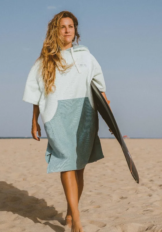 Tie - waist men's robes for a customizable fitOriginal Poncho Towel Changing Robe - Seafoam Green / Turquoise Teal Tie - waist men's robes for a customizable fitOriginal Poncho Towel Changing Robe - Seafoam Green / Turquoise Teal