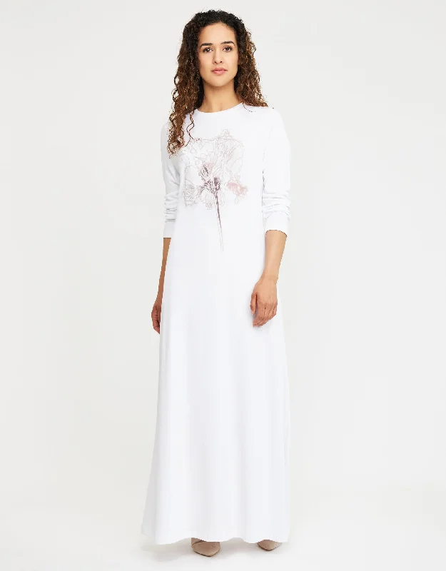 Plush men's robes with a Sherpa liningPop On Nightgown with Floral Motif White