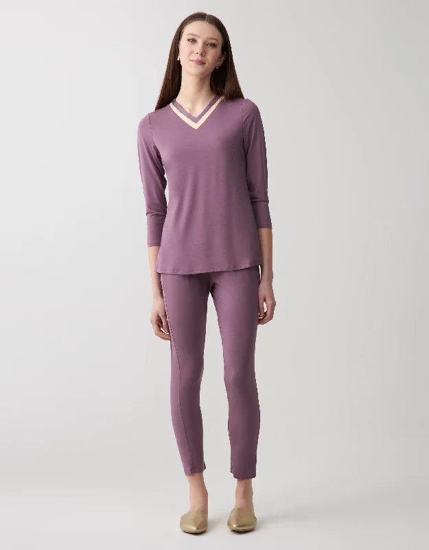 Luxury men's silk robes for a spa - like experienceSoft Pajama Legging Set with Satin Trimmed Vneck Lilac Luxury men's silk robes for a spa - like experienceSoft Pajama Legging Set with Satin Trimmed Vneck Lilac