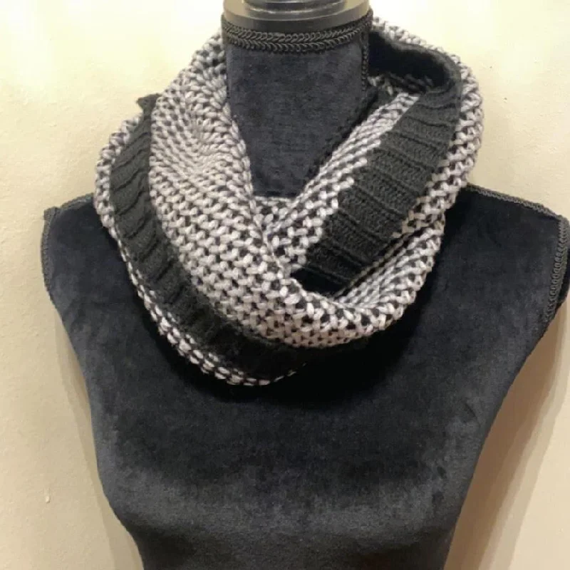 Soft cotton men's briefs for ultimate comfortStitched Infinity Scarf