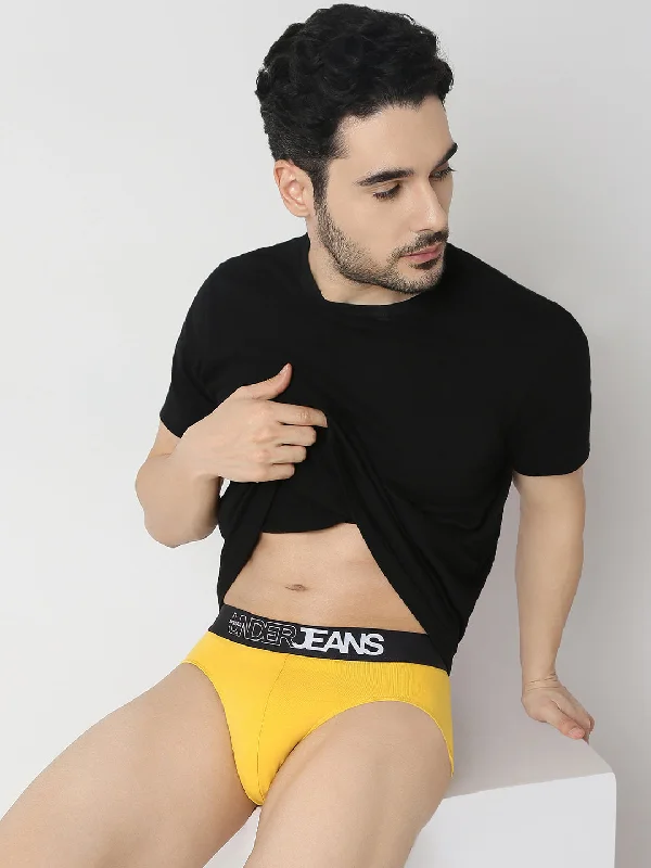 Men's briefs with a wide waistband for comfortUnderjeans by Spykar Men Yellow & Purple Brief
