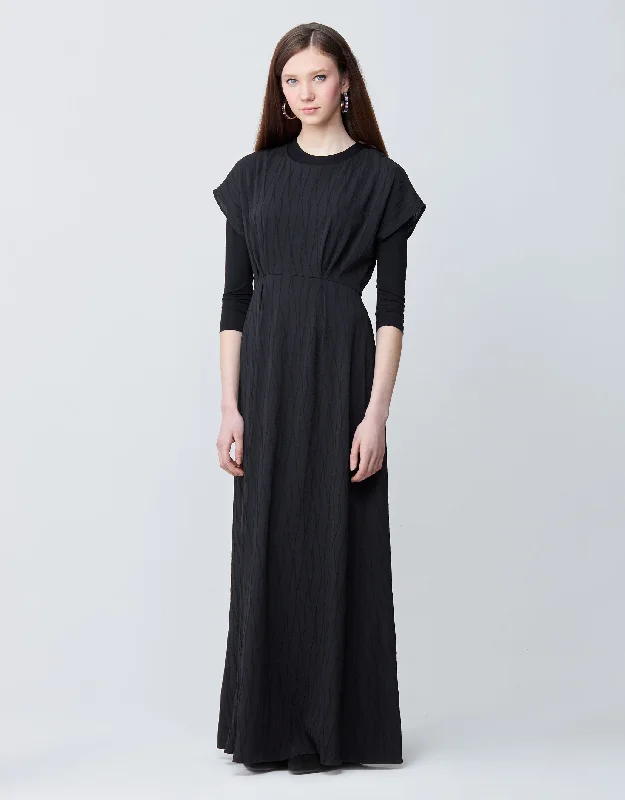 Tie - waist men's robes for a customizable fitVertical Textured Empire Sleeveless Lined Maxi Dress Shabbos Robe