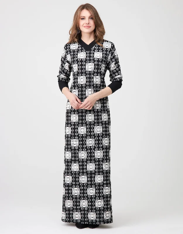 Loungewear - style men's robes for casual daysVertical Textured Stretch Crew Shift with Contrast V-Neck Linked Squares