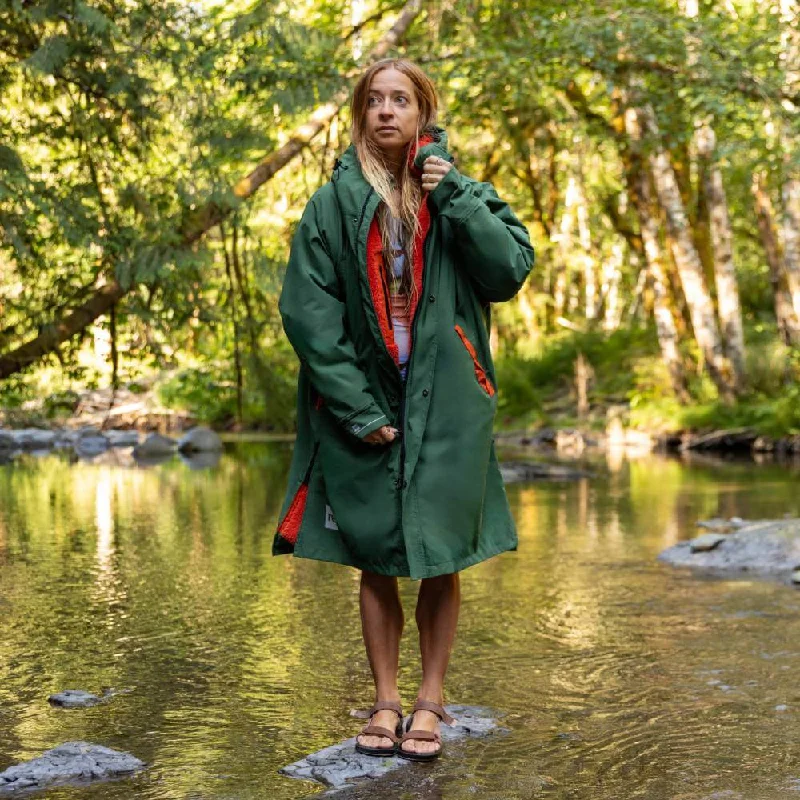 Long - length men's robes for full - body coverageWomen's Long Sleeve Waterproof Dry Changing Robe Alter Evo - Forest Green Long - length men's robes for full - body coverageWomen's Long Sleeve Waterproof Dry Changing Robe Alter Evo - Forest Green